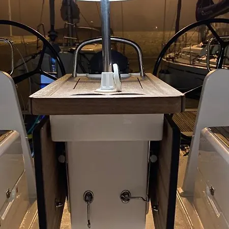 Luxury Sailing Boat Botel